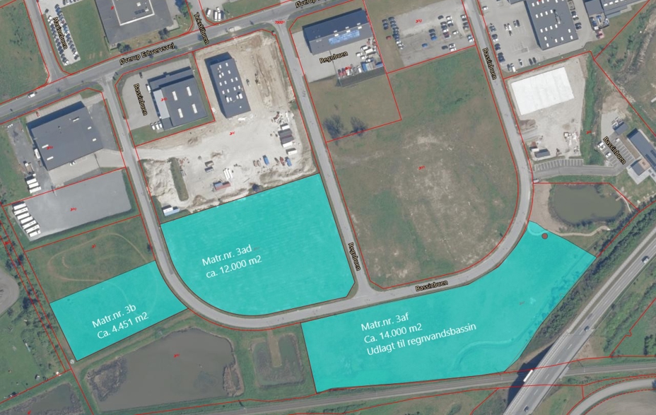 Kort fra webgis med markering af ledige grunde i Øverup Erhverv II juni 2025