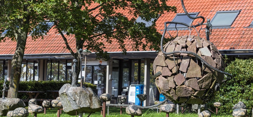Fuglebjerg Bibliotek Indgangsparti