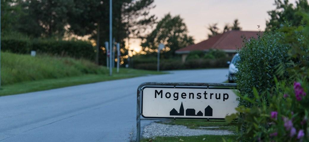 Byskiltet på vej ind i Mogenstrup