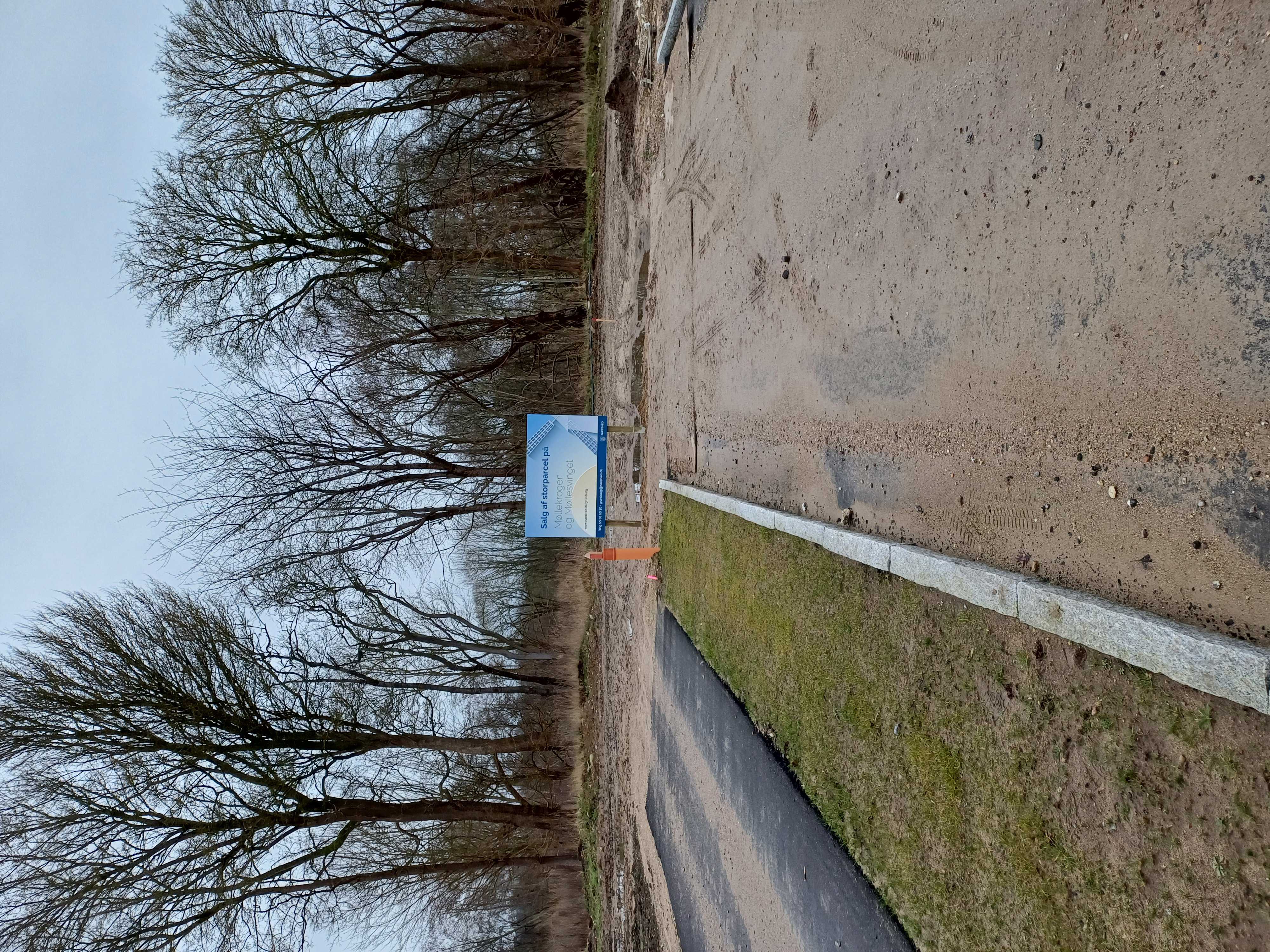 Opsat skilt ved Storparcel i Glumsø