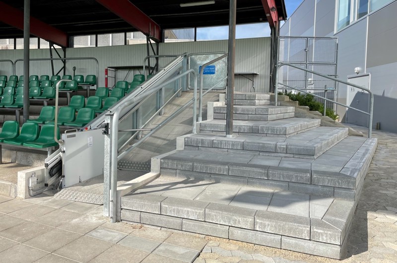 Tilgængelighedsrampe på Næstved Stadion