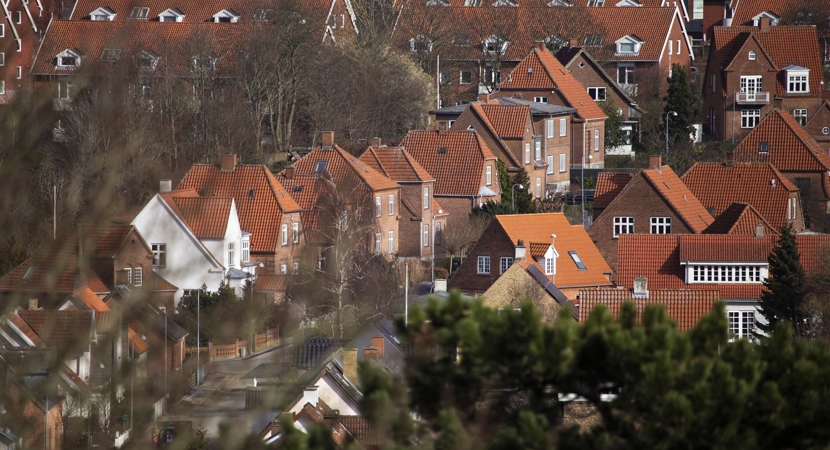 Et boligområde med primært røde huse i Næstved bymidte