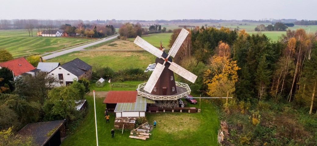 Dronefoto af Herlufmagle Mølle