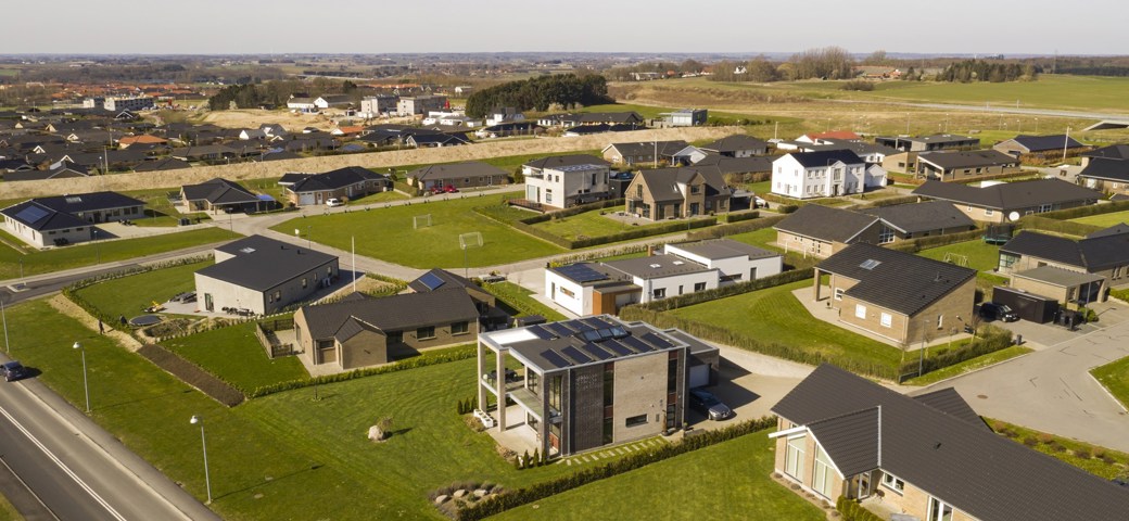 Dronefoto over et nybyggerområde i Næstved nord